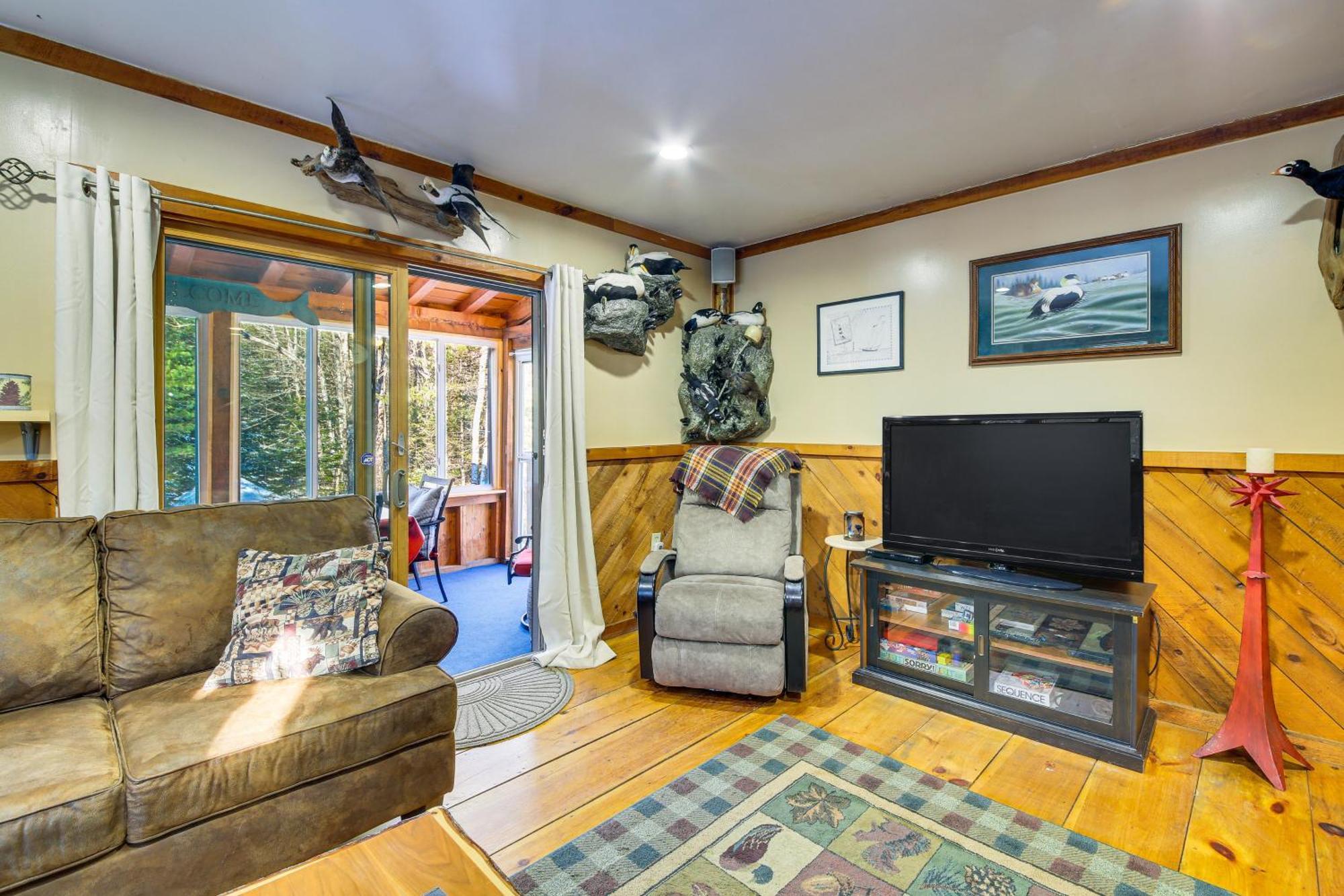 Rustic Searsport Cabin Loft And Sunroom On 10 Acres Exterior foto